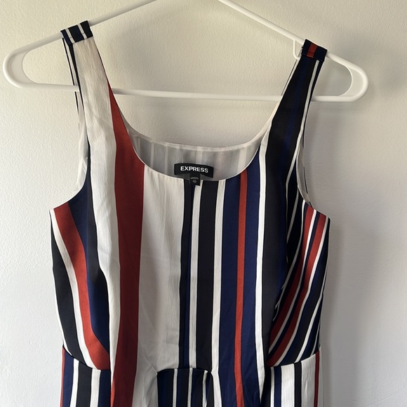 Express Top - Picture 3 of 5